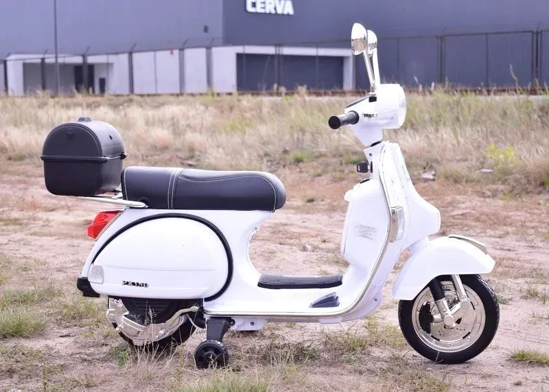 motor-vespa-bialy-do-30-kg
