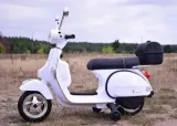 motor-vespa-bialy-do-30-kg-kolor-bialy-wiek-dziecka-3-lata