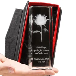 krysztal-3d-grawerowana-statuetka-roza-3d