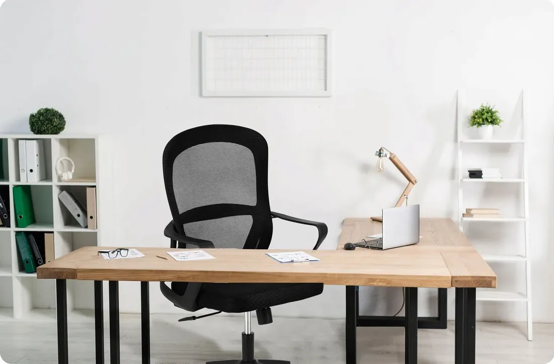 fotel-obrotowy-sofotel-czarny