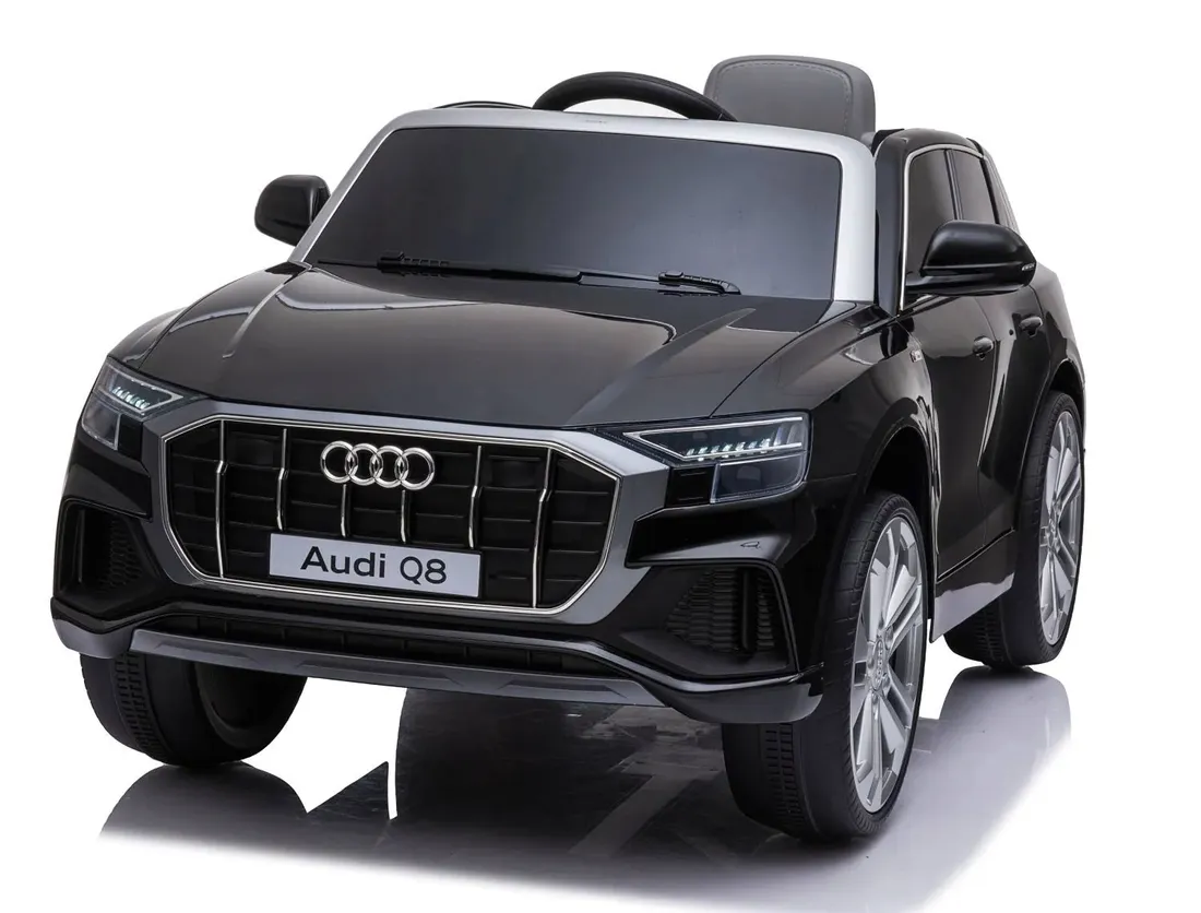 samochod-audi-czarny-marka-audi