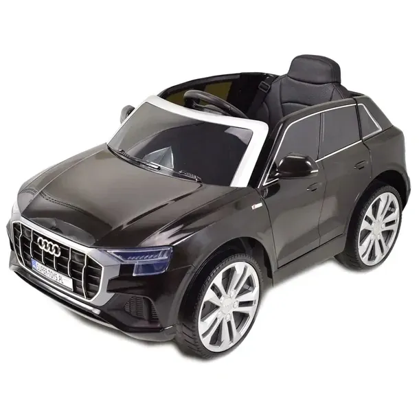 samochod-audi-czarny-marka-audi-kolor-czarny