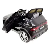 samochod-audi-czarny-marka-audi-wiek-dziecka-2-lata