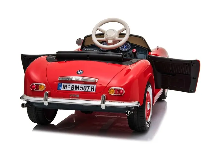samochod-bmw-czerwony-kolor-czerwony