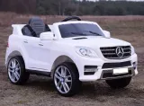 samochod-mercedes-bialy-szerokosc-pojazdu-68-cm