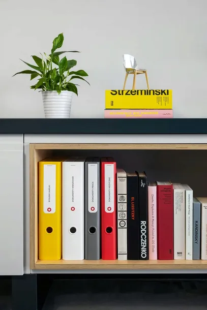 segregator-a4-moxom-cechy-dodatkowe-listwa-zaciskowa