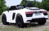 samochod-audi-bialy-marka-audi-wiek-dziecka-3-lata