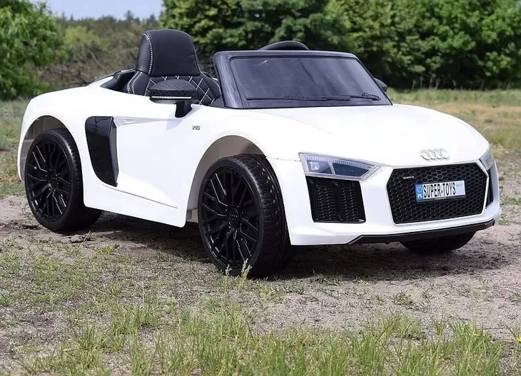 samochod-audi-bialy-marka-audi-kod-producenta-5903641567503