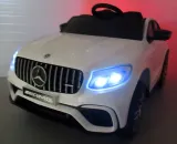 samochod-mercedes-bialy-liczba-miejsc-1