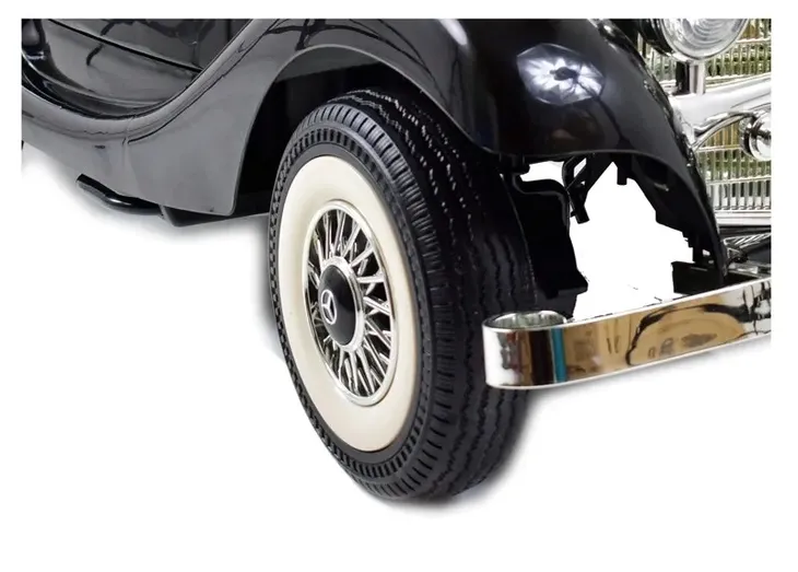 samochod-mercedes-czarny-kolor-czarny-wiek-dziecka-3-lata