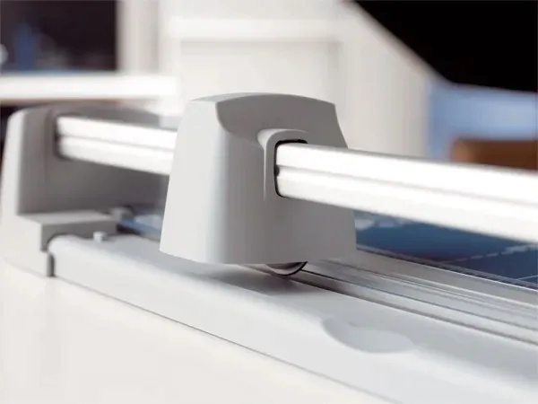 trymer-reczna-dahle-rodzaj-gilotyny-reczna-waga-z-opakowaniem-0-15-kg