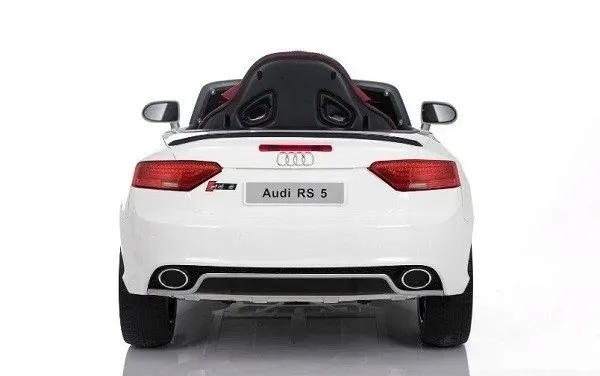 samochod-audi-bialy-dlugosc-pojazdu-128-cm