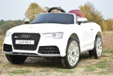 samochod-audi-bialy-certyfikaty-opinie-atesty-fsc