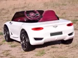 samochod-bentley-bialy-marka-bentley