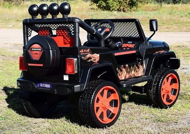 samochod-jeep-bialy-czarny-czerwony-szerokosc-pojazdu-75-cm