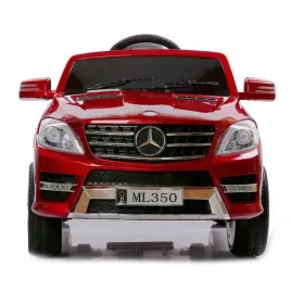 samochod-mercedes-czerwony