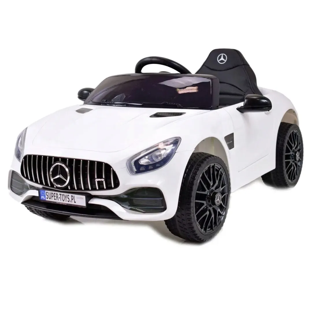 samochod-mercedes-bialy-marka-mercedes