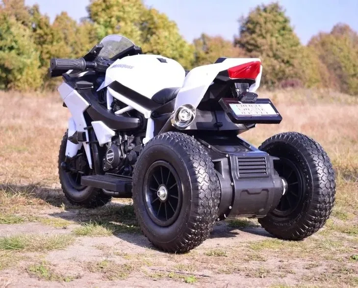 motor-superrtoys-niebieski-do-30-kg-dlugosc-pojazdu-105-cm
