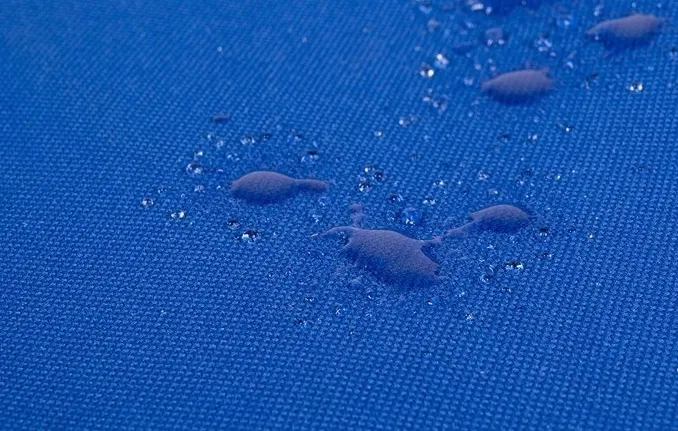 lezak-stal-niebieski-malatec-stan-nowy-kolor-inny