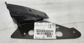 nowy-org-wspornik-mocowanie-blotnika-prawy-przod-peugeot-308-ii-9801947680