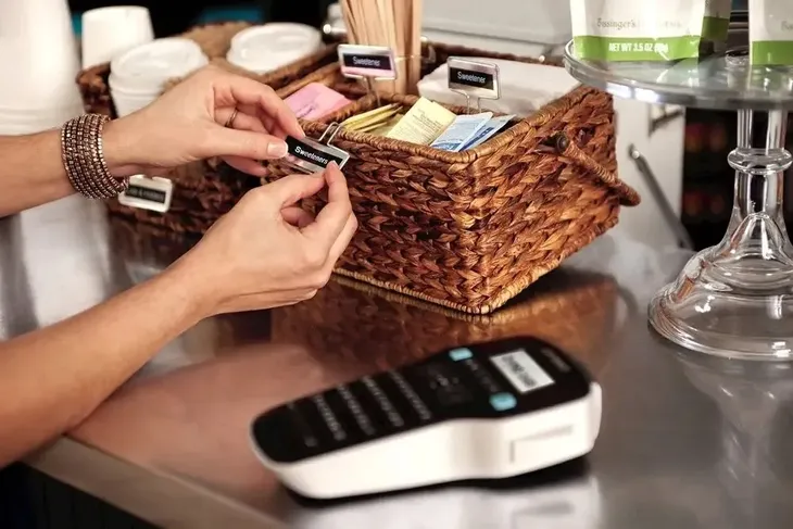 drukarka-etykiet-dymo-lm-160-maksymalna-rozdzielczosc-180-dpi