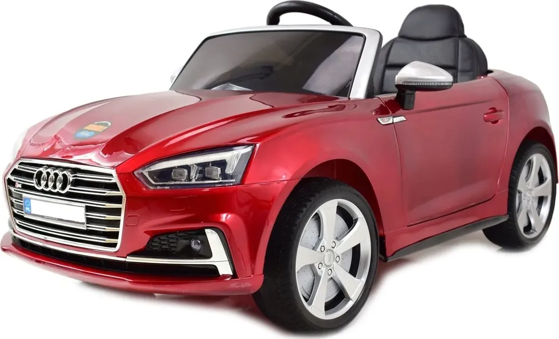 samochod-audi-czerwony
