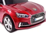 samochod-audi-czerwony-marka-audi-kolor-czerwony