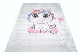dywan-kolorowy-dzieciecy-80x150-swinka-serce