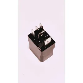 przekaznik-swiatel-fendt-12v-25-15a-5-pin-s8