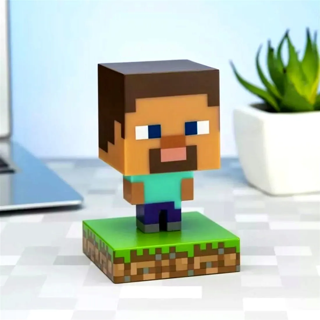 lampka-nocna-paladone-minecraft-steve-light