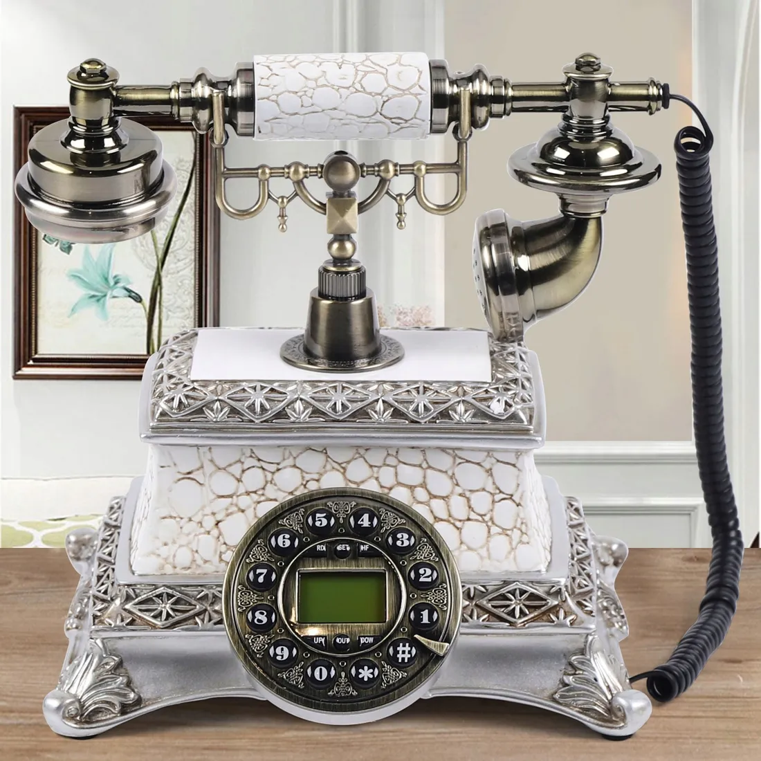 stary-retro-telefon-stacjonarny-ornament-stan-nowy