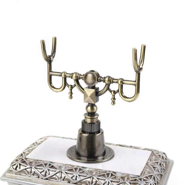 stary-retro-telefon-stacjonarny-ornament-stan-nowy