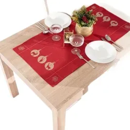 bieznik-swiateczny-50x100-cm-czerwony-z-haftem-renifera-elegancka-dekoracja