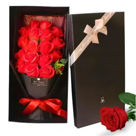 bukiet-roz-mydlanych-flower-box-duzy-kwiaty-na-walentynki-prezent-dla-niej