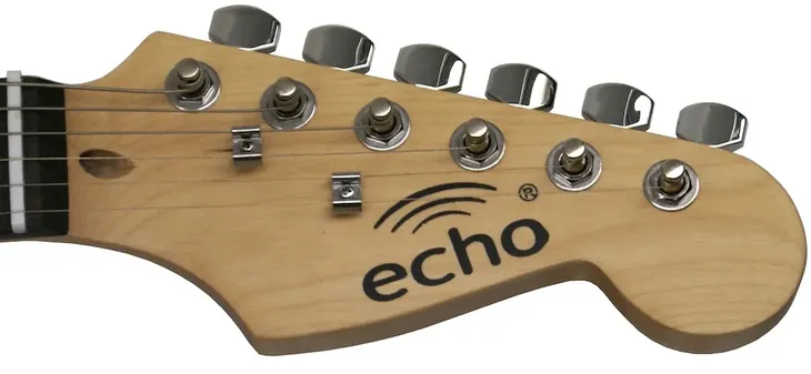 gitara-elektryczna-typu-stratocaster-dodatki-kolor-wielokolorowy
