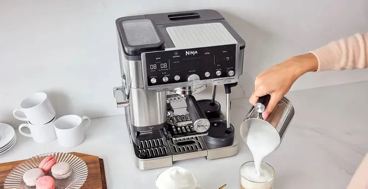 ekspres-ninja-luxe-cafe-premier-es701eu-wbudowany-mlynek-tak