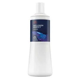 wella-welloxon-perfect-4percent-13-vol-emulsja-1000ml-utleniajaca-do-koloryzacji
