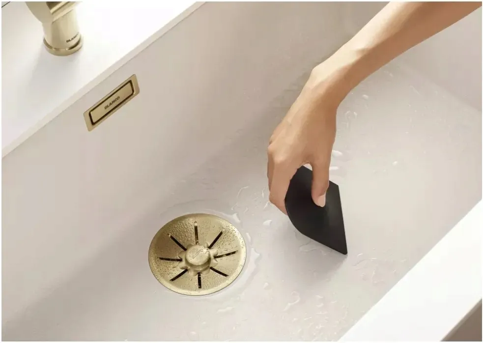 silikonowa-sciagaczka-do-wody-blanco