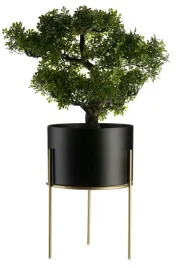 zloty-kwietnik-na-rosliny-stojak-z-czarna-oslonka-metalowy-22-cm-loft