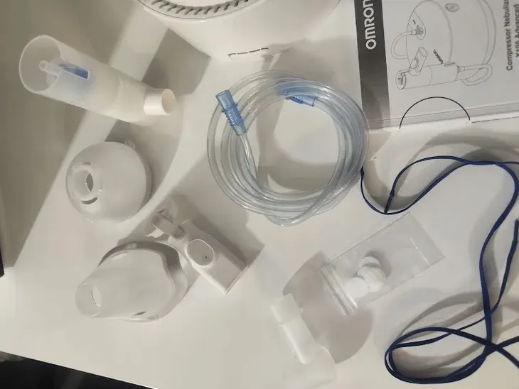 omron-inhalator-compair-c28-p-szerokosc-produktu-17-cm