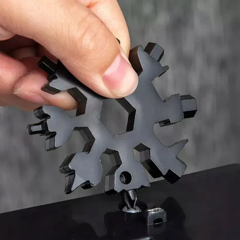 multitool-klucz-sniezka-multifunkcyjny-snowflake-multitool-18-w-1