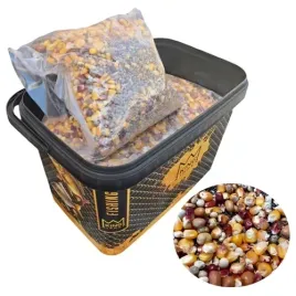 bobik-mix-zaiarno-4kg-suchy-na-ryby-kukurydza-bobik-konopia-lubin-wiadro-5l