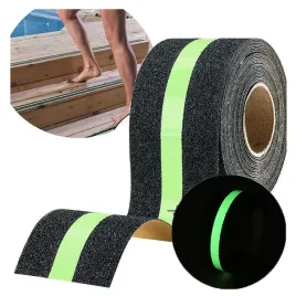 tasma-antyposlizgowa-z-paskiem-fluo-swiecaca-na-schody-5m-bezpieczenstwo