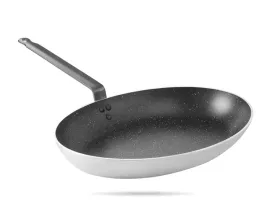 patelnia-do-ryb-owalna-indukcja-28-x-40-cm-hendi