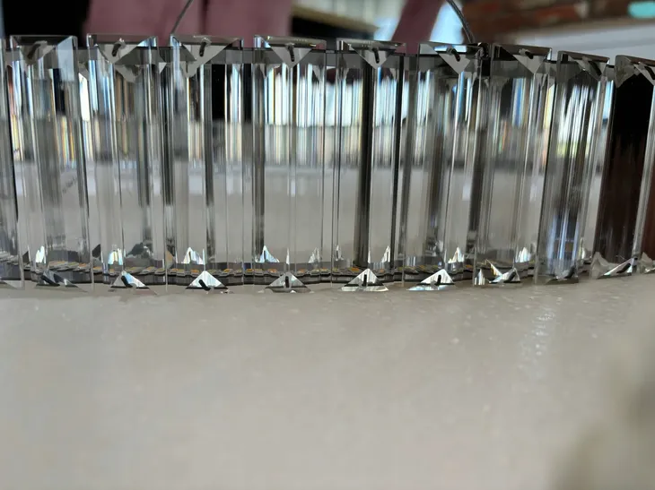 lampa-wiszaca-ringi-krysztalowa-zlota-100cm-60w-pilot-darmat-light-rodzaj-gwintu-zintegrowane-zrodlo-led