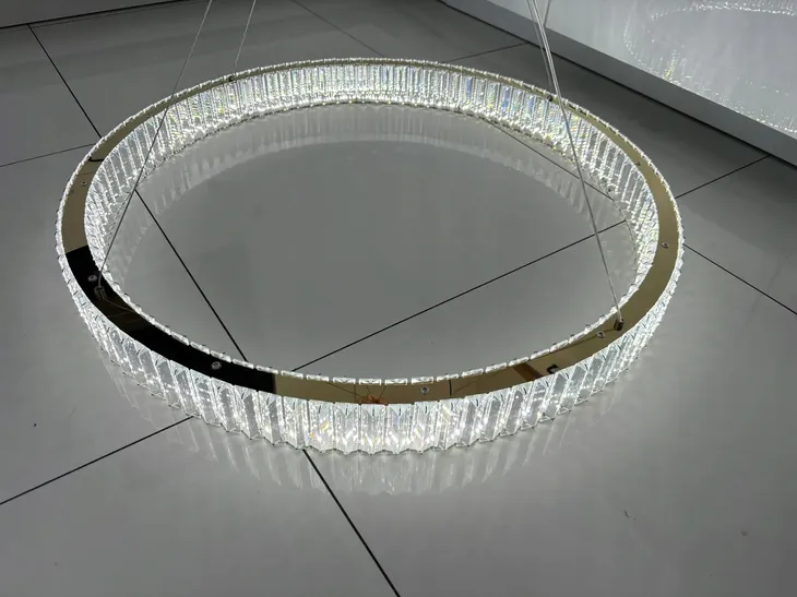 lampa-wiszaca-ringi-krysztalowa-zlota-100cm-60w-pilot-darmat-light-stan-nowy-zasilanie-sieciowe