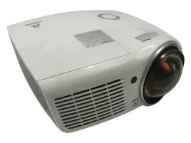 profesjonalny-projektor-vivitek-d871st