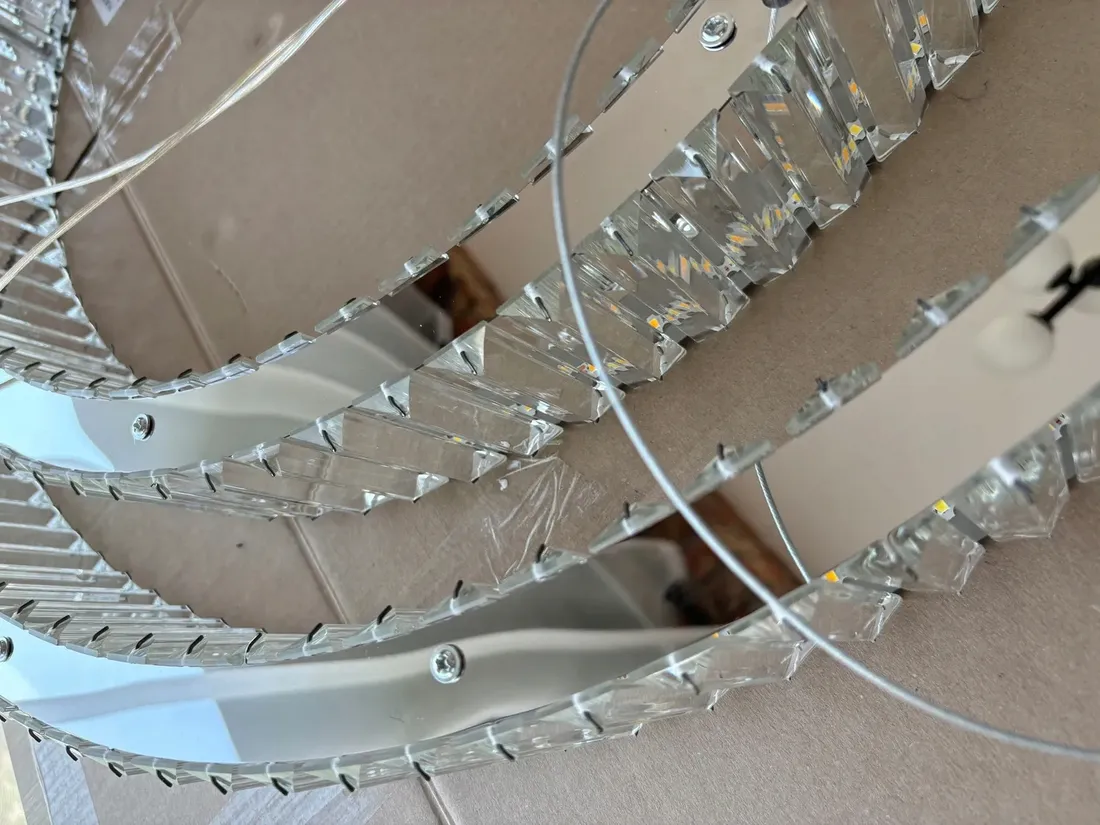 lampa-wiszaca-ringi-krysztalowa-chrom-srebrna-60-40cm-60w-pilot-darmat-ligh