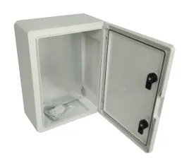 skrzynka-elektryczna-ip65-rozdzielnia-300x400-c3dz