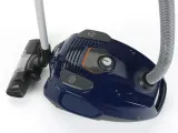 odkurzacz-electrolux-niebieski-klein-plec-brak-informacji